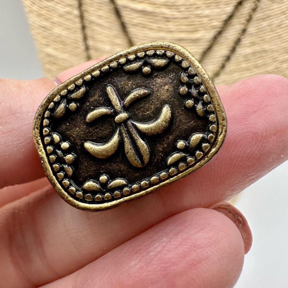 Elegant Black and Gold Deer Pendant Necklace by Lucky Brand - Picture 3 of 7